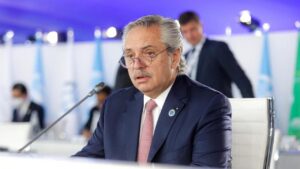 El Presidente pidió «canjear deuda externa por acción climática»