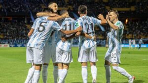 Argentina derrotó a Uruguay y espera por Brasil