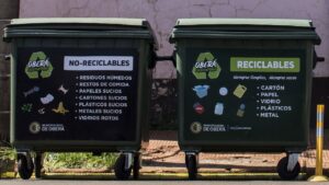 En Oberá instalan contenedores de residuos en las Escuelas