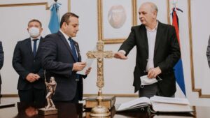 El Gobernador puso en funciones a los ministros Wellbach y Kreimer