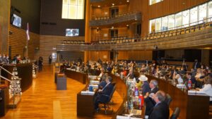 Rovira seguirá presidiendo por un nuevo período parlamentario