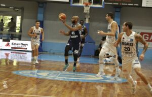 OTC perdió la buena racha, ante Regatas