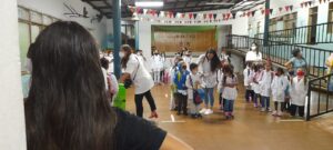 Con la lluvia y paro de docentes comenzó el ciclo lectivo en Oberá