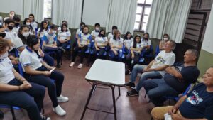 Veteranos realizan charlas en las escuelas obereñas
