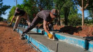 +100 cuadras de cordón cuneta y empedrado para Oberá