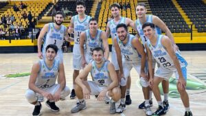 Triunfazo de los pibes “celestes” en Mercedes