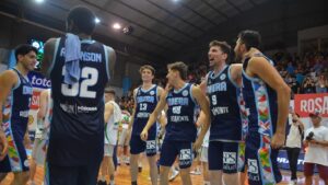 El Celeste liquidó la serie ante Ferro y pasó a Cuartos