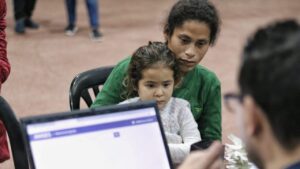 ANSES en los barrios de Oberá para facilitar entrega de libretas de AUH