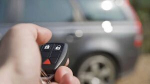 Modus Operandi: Usan inhibidor de frecuencia para robar automóviles