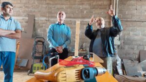 El vicegobernador visitó pymes de la zona centro