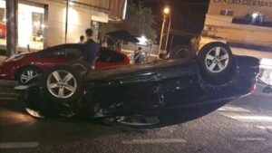 La conductora que chocó alcoholizada no se hizo cargo de los daños que causó