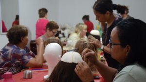 Jornada de concientización de «Pelucas Solidarias Adri»