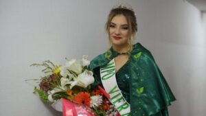 Giovanna Marilí Lewtak se coronó como Miss Campo Viera