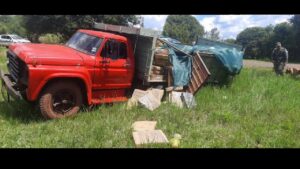 Alberdi: Abandonan camión con importante cargamento de drogas