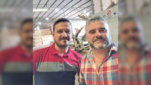 Stevenson visitó una maderera obereña y destacó la generación de empleo local