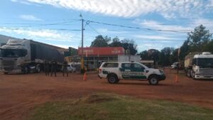 Desarticulan organización dedicada al transporte y acopio de granos