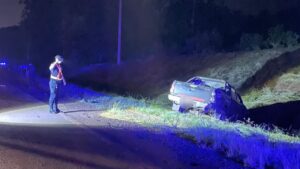 Falleció un hombre tras despistar con su camioneta