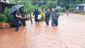 Brindan asistencia a las familias afectadas por el temporal