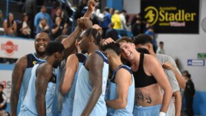 Victoria Celeste ante La Unión