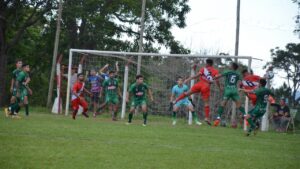 River bajó al lider Timbó y Atlético Oberá perdió un partido picado