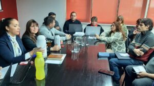 Gremios docentes firmaron acuerdo con el gobierno provincial