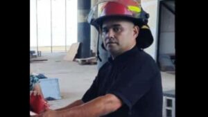 Bombero de la Policía de Misiones falleció al salvar a una camarada mientras combatían un incendio