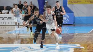 OTC no pudo con Ferro y no clasifica al Super 20