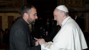 Padre Ariel: «el Papa Francisco me invita a renovarme constantemente».