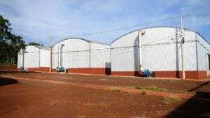 Peterson: «el nuevo molino va a marcar un antes y un después para la producción yerbatera»