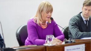 Lucy Glum pidió “coherencia, responsabilidad y dejar de lado la chicana política”