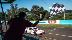 Sebastián Martín: «el automovilismo misionero está bien pero no escapa a la situación económica del país»