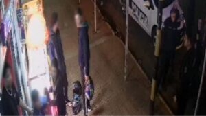 Grave ataque de una patota a un grupo de estudiantes