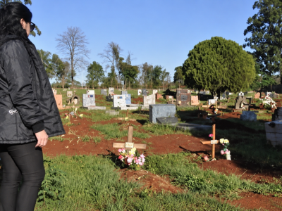 Denuncian exhumación errónea de restos en el cementerio de Oberá: “Nos enteramos cuando fuimos y la tumba ya no estaba”