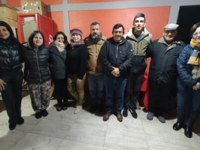 Avanza la plaza en barrio Lindstrom y ya se ilusionan con el SUM