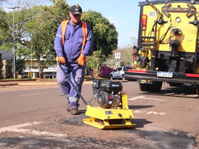 Oberá suma una nueva maquinaria para agilizar los trabajos de bacheo en la ciudad