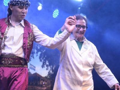 Kitty Ponce: una vida dedicada a enseñar que ahora emociona sobre el escenario de la Fiesta del Inmigrante