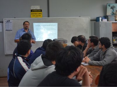 La Escuela Misionera de Oficios superó las 500 preinscripciones en Oberá y comenzó su primera etapa de formación