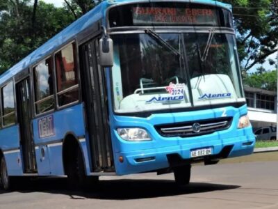 Vecinos de Colonia Guaraní denuncian cobros excesivos en el boleto de transporte urbano