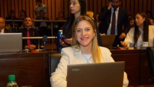 Rosi Kurtz reclamó extender las sesiones legislativas y cuestionó la falta de voluntad política